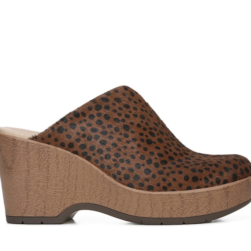 Dr. Scholl’s Calf-Hair Poppy Clogs